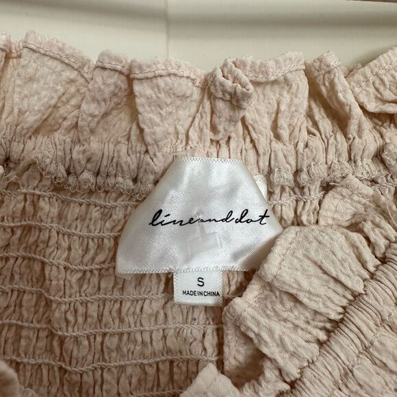 REVOLVE LINE & DOT Veronica SMOCKED BLOUSE CRÈME BLOUSON SLEEVES SIZE  S
NWOT - Picture 9 of 9